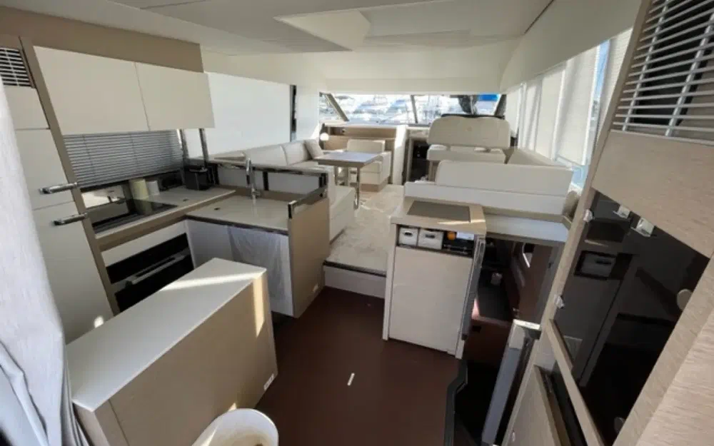 slider 13 Jeanneau Prestige 520