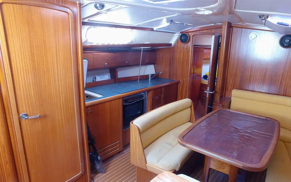 slider 15 Bavaria 38 Cruiser