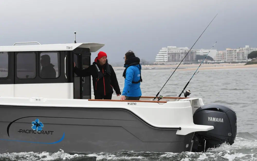 slider 5 Pacific Craft 750 TIMONIER