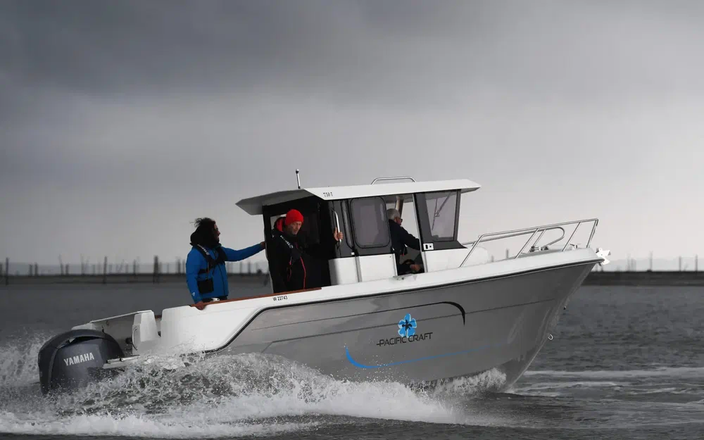 slider 8 Pacific Craft 750 TIMONIER