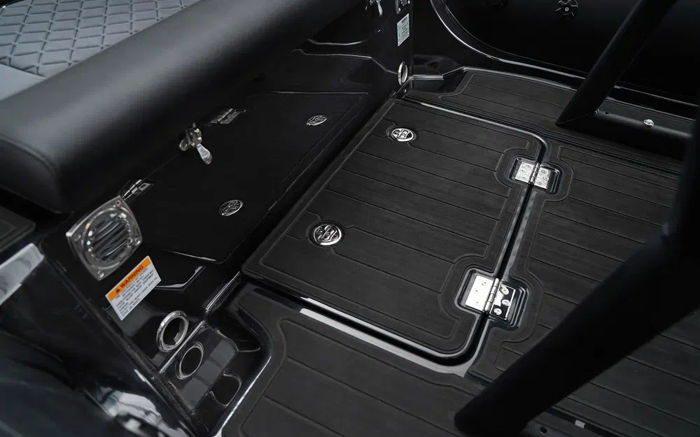 slider 8 Brig Navigator 20