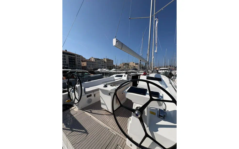 slider 4 Beneteau Oceanis 40.1
