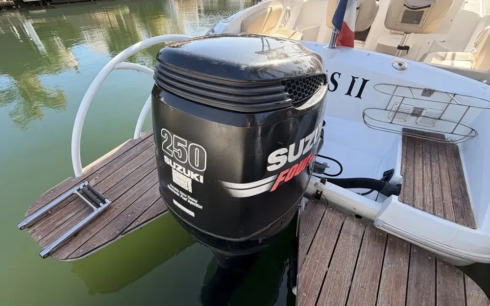 slider 11 Beneteau Flyer 750 Sun Deck