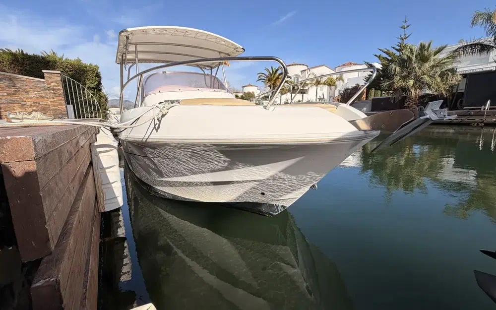 slider 2 Beneteau Flyer 750 Sun Deck