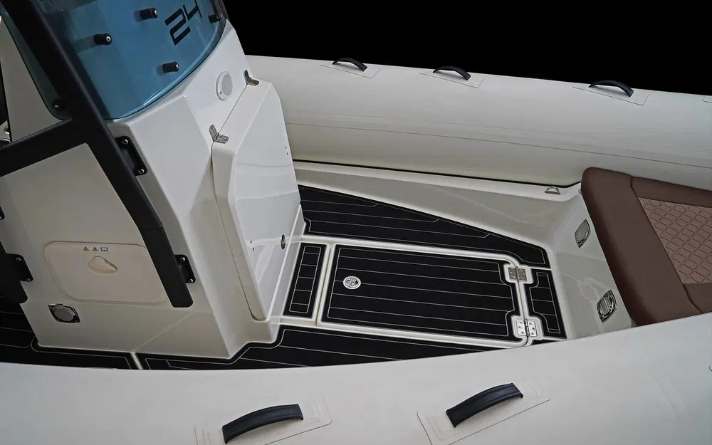 slider 2 Brig Navigator 24 Hypalon