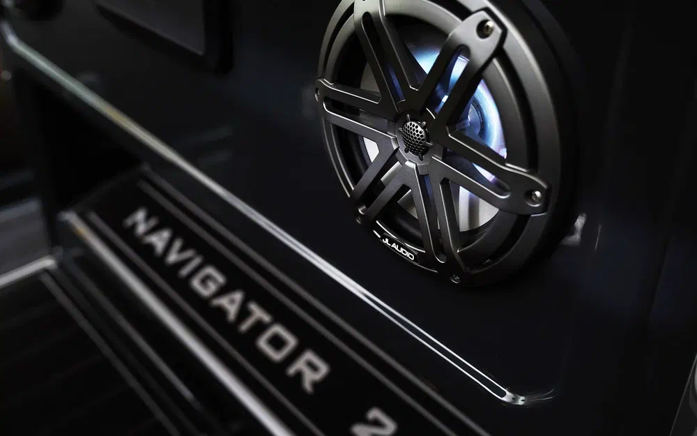 slider 12 Brig Navigator 26 Hypalon