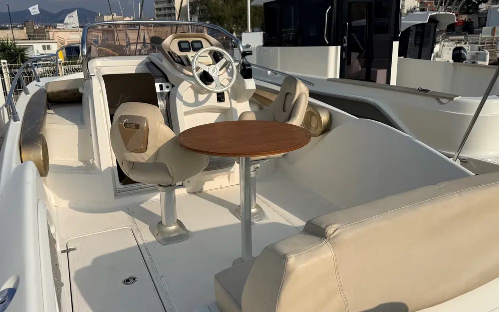 slider 2 Sessa Marine Key Largo 24
