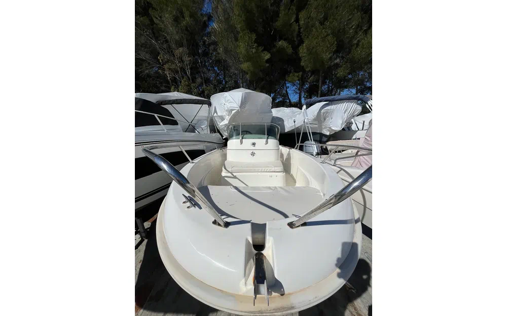 slider 3 Jeanneau Cap Camarat 515