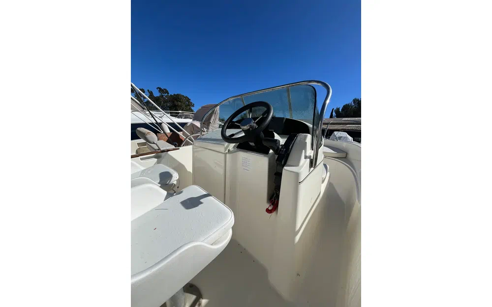 slider 9 Jeanneau Cap Camarat 515