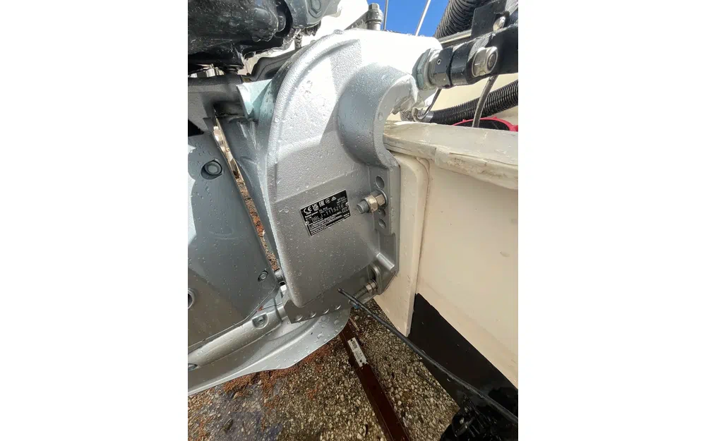 slider 10 Jeanneau Cap Camarat 515