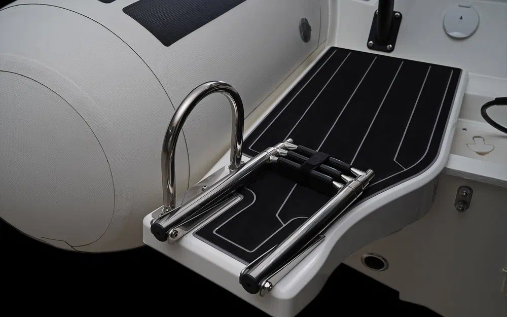 slider 10 Brig Navigator 24