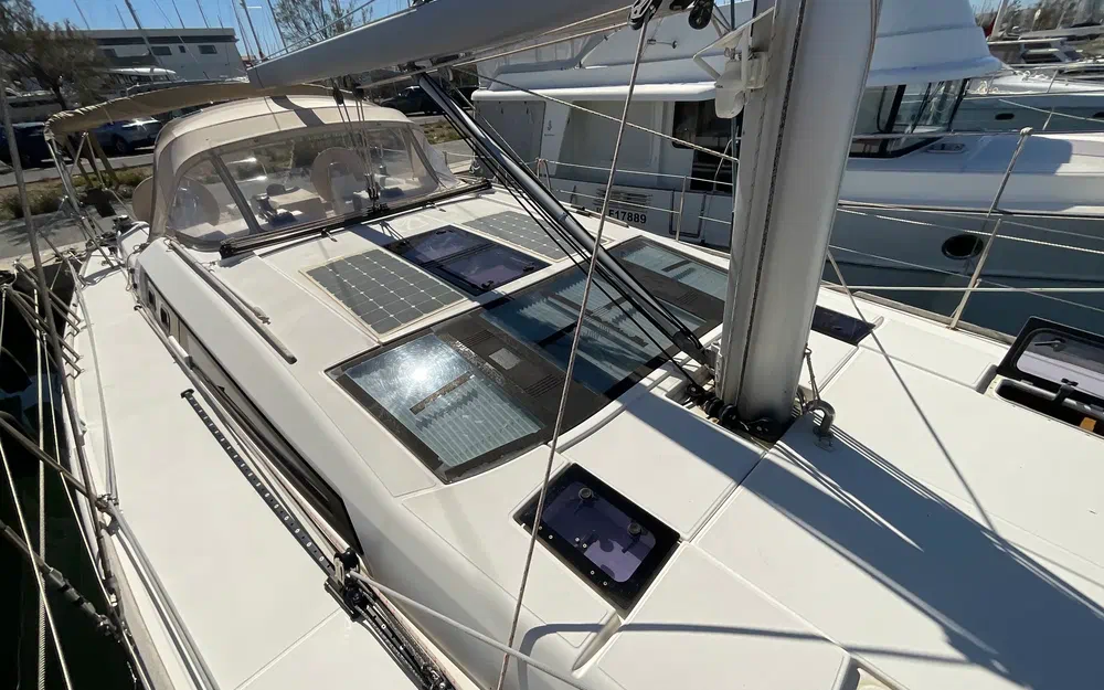 slider 15 Dufour 512 Grand Large