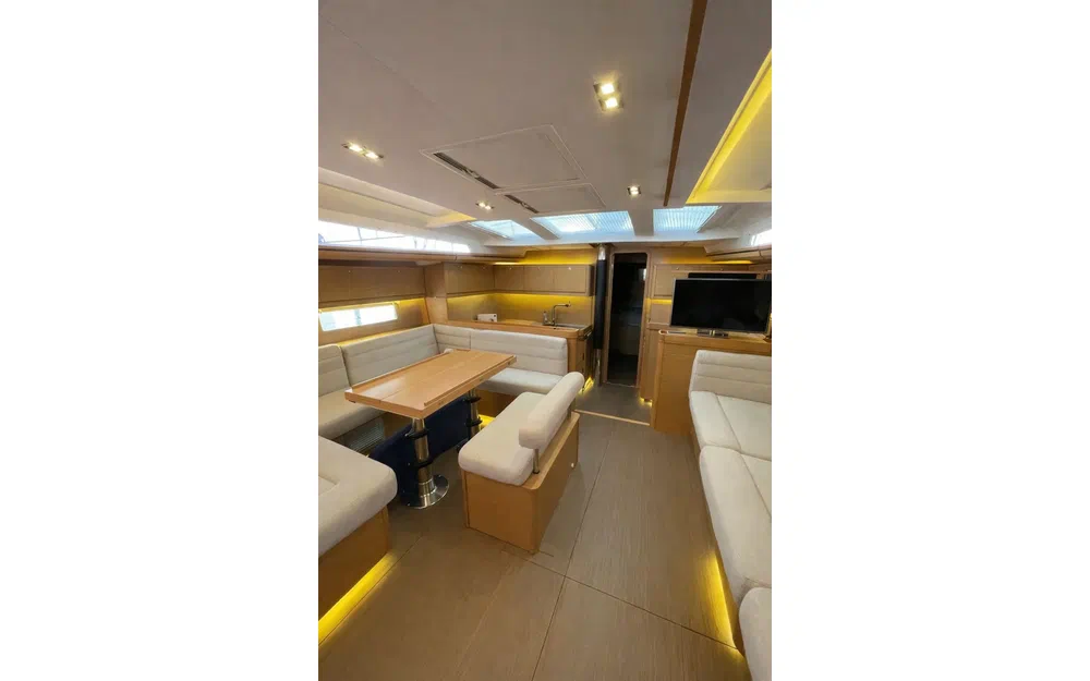 slider 3 Dufour 512 Grand Large