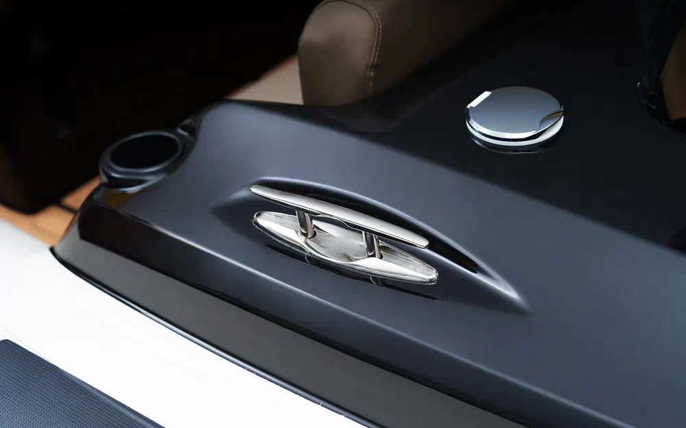 slider 7 Brig Eagle 6