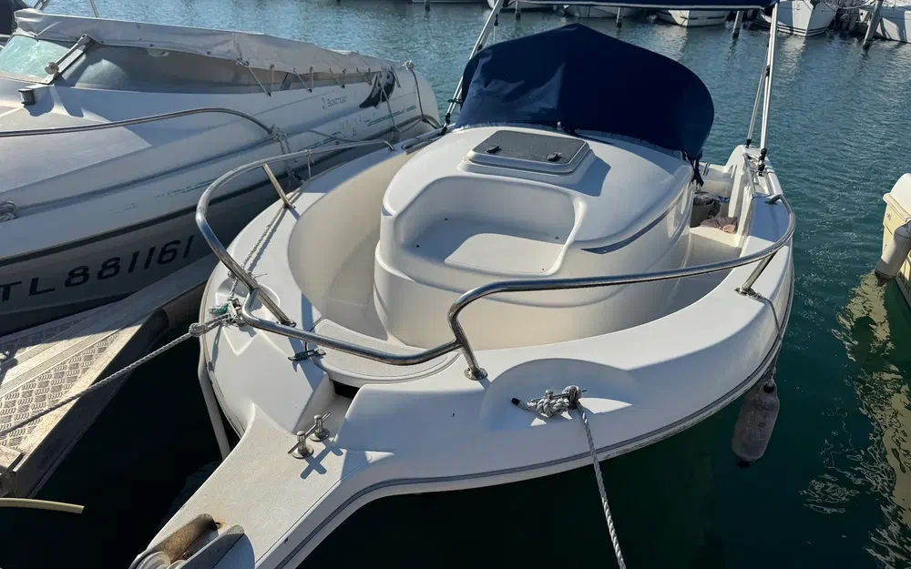 slider 1 Janmor 582 walk