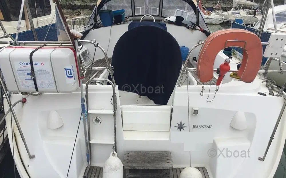 slider 3 Jeanneau Sun Odyssey 35