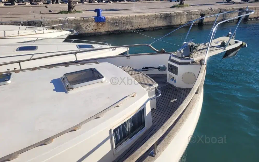 slider 10 American Marine Grand Banks 42 Motor Yacht