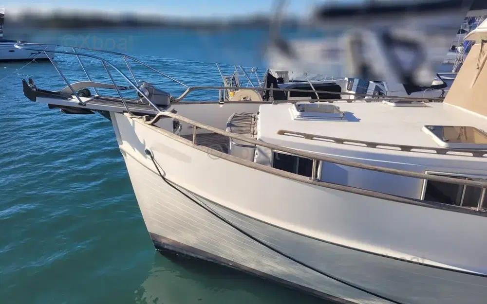 slider 6 American Marine Grand Banks 42 Motor Yacht