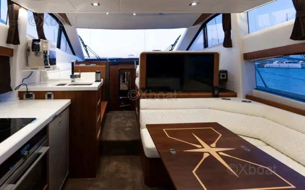 slider 3 Galeon 420 Fly