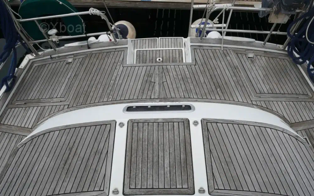 slider 4 Beneteau Oceanis 44 CC