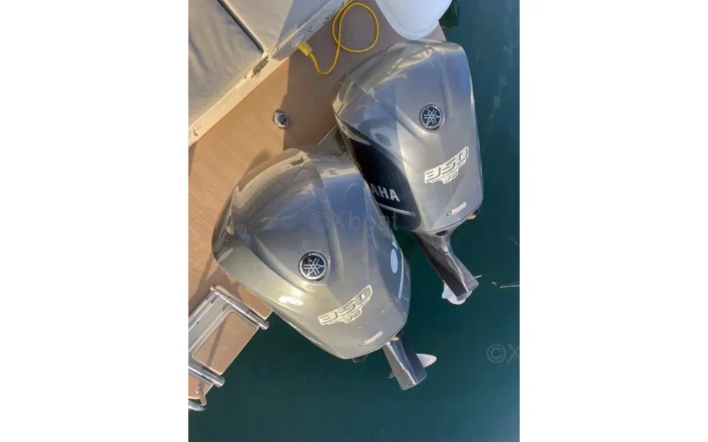 slider 7 Capelli Tempest 40