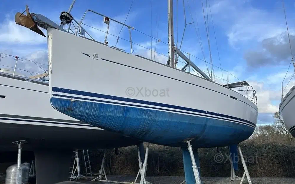 slider 0 Dufour 40 PERFORMANCE