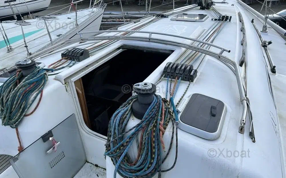 slider 7 Dufour 40 PERFORMANCE