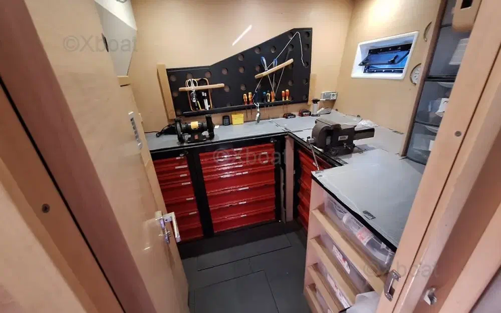 slider 9 Lagoon 52 F