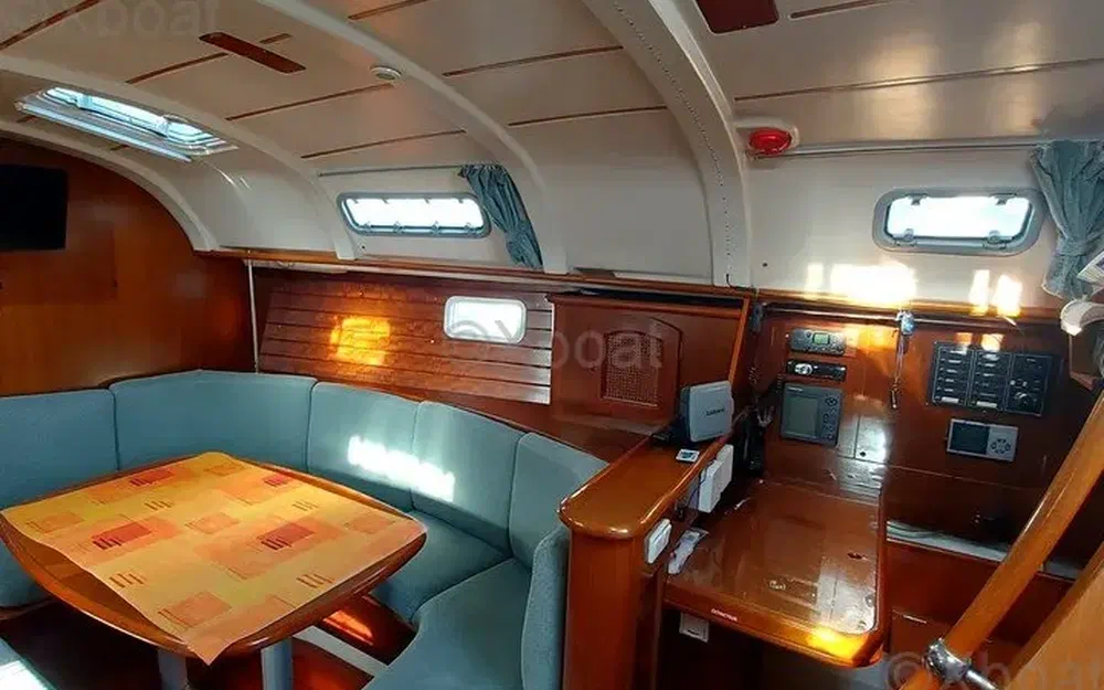 slider 10 Beneteau Oceanis 381