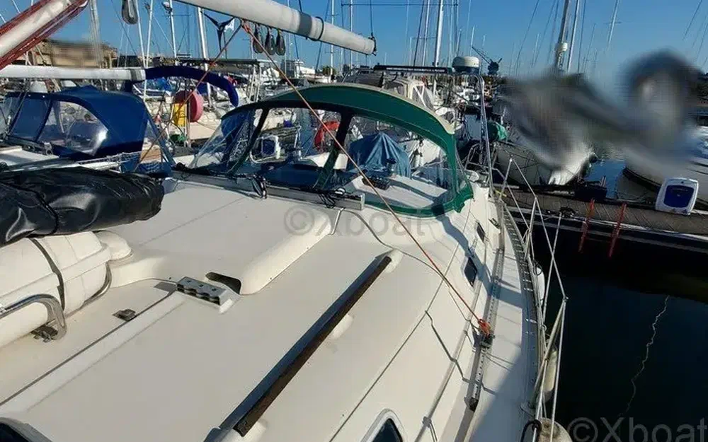 slider 7 Beneteau Oceanis 381