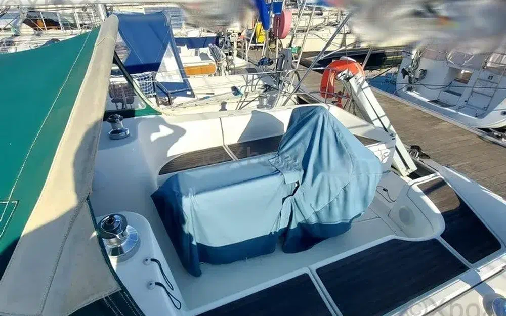 slider 8 Beneteau Oceanis 381