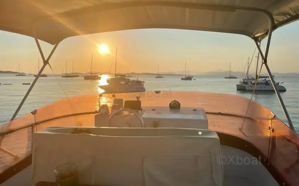 slider 8 Jeanneau Yarding 42 Fly