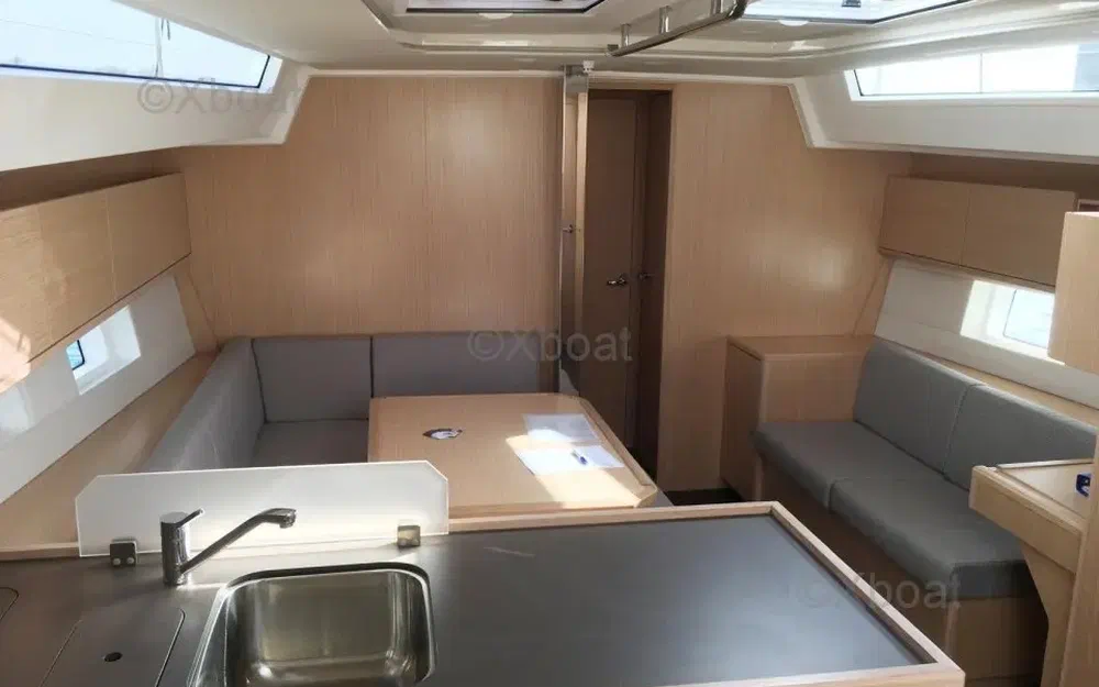 slider 9 Bavaria C45