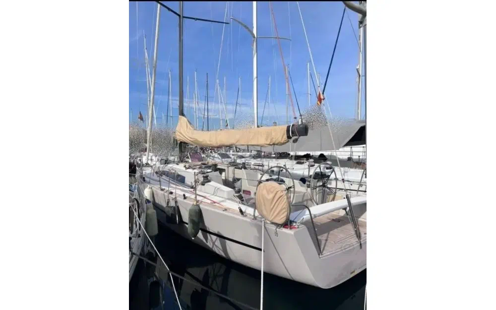 slider 0 Sly Yachts Sly 42