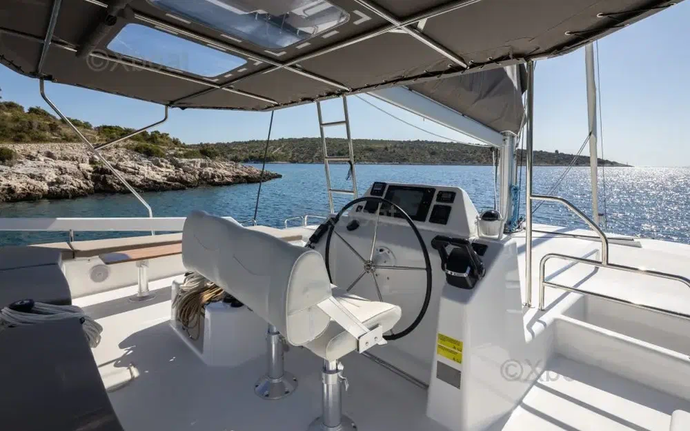slider 2 Dufour Catamarans 48
