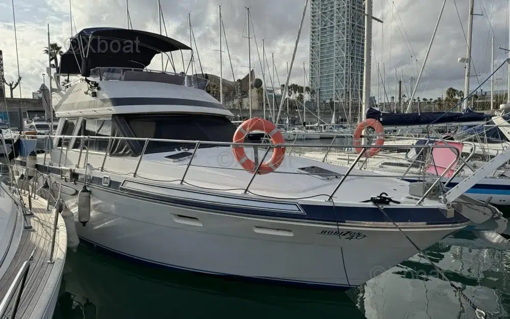 slider 0 Horizon 40 Trawler