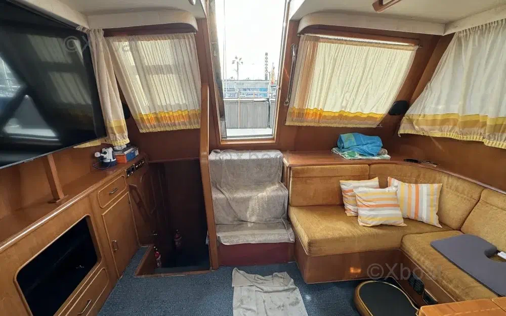 slider 6 Horizon 40 Trawler