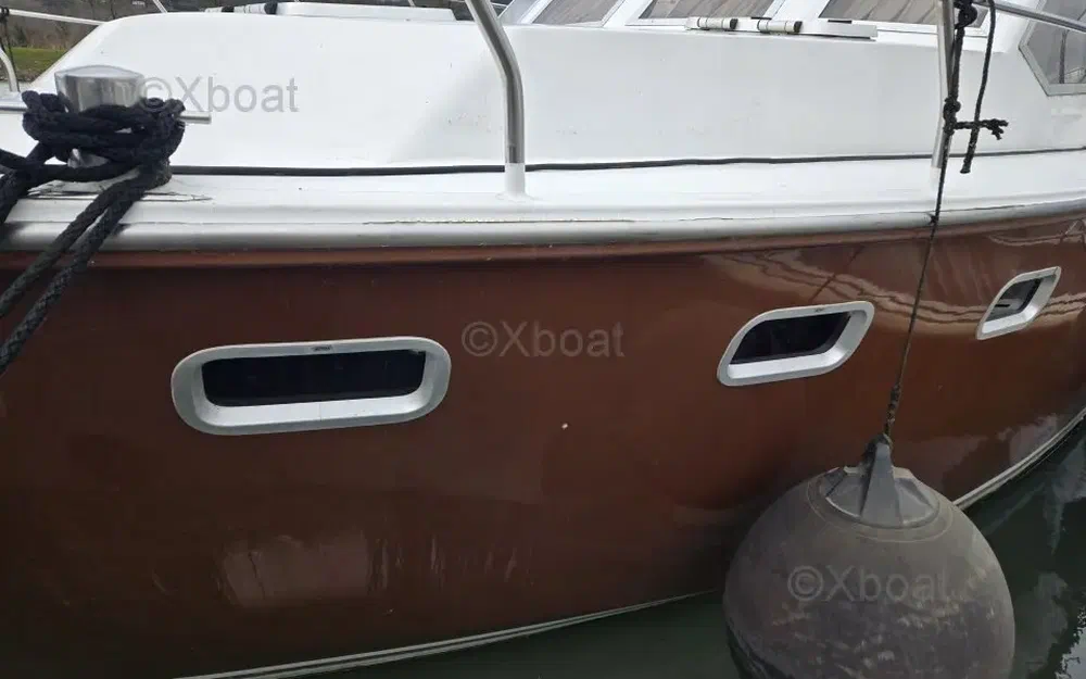 slider 8 Bruce Roberts Aquacraft 12.50 AC