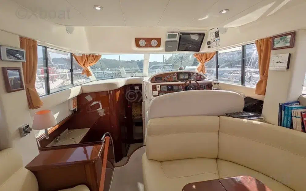 slider 10 Jeanneau Prestige 36