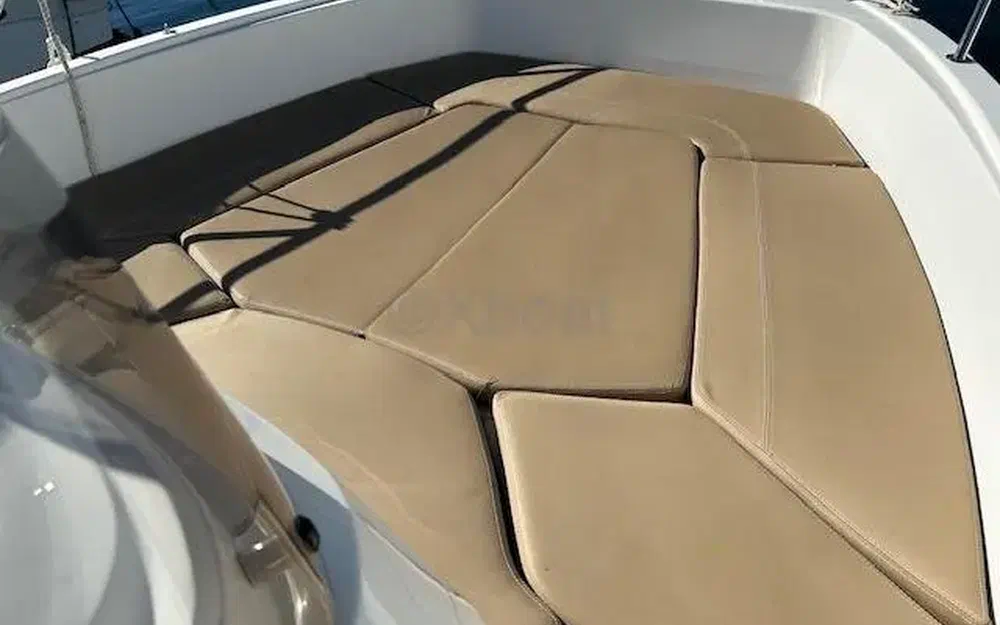 slider 8 Jeanneau Cap Camarat 6.5 BR