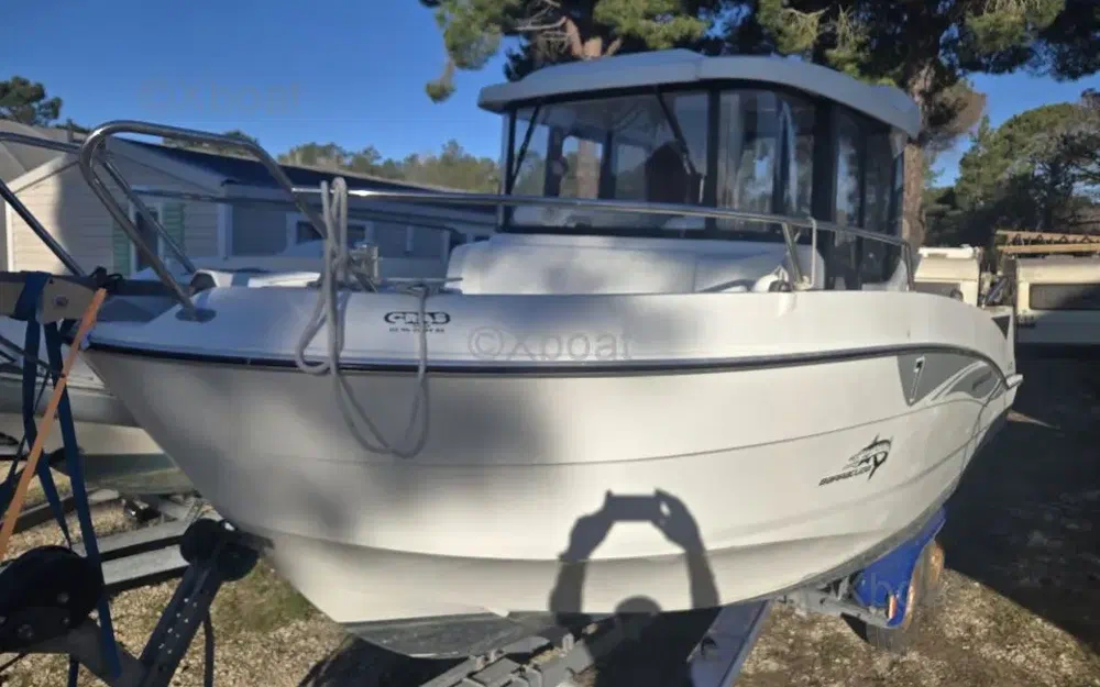 slider 2 Beneteau Barracuda 7