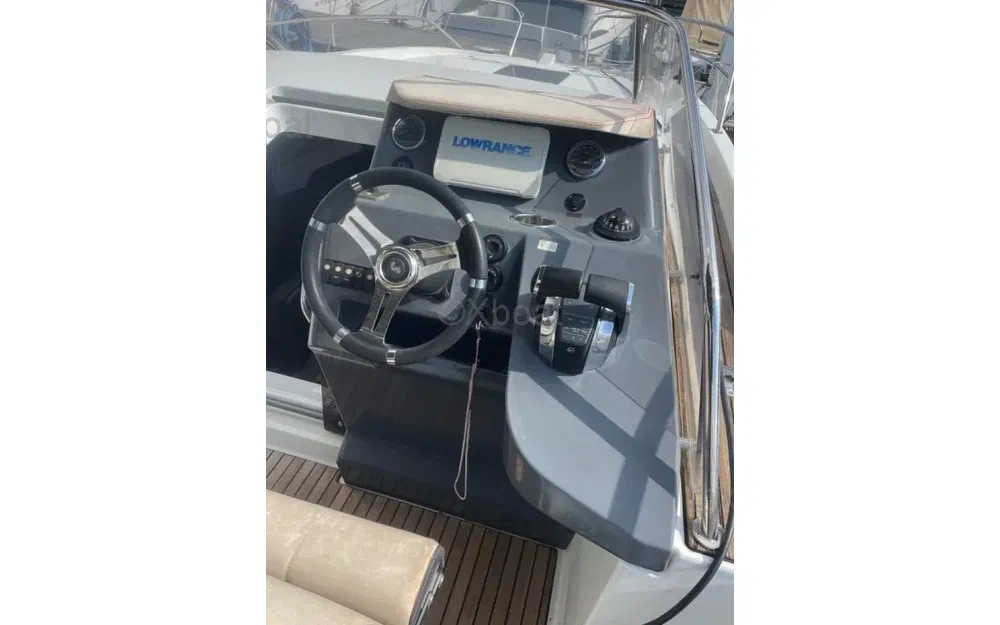 slider 6 Beneteau Flyer 8.8 SUNdeck