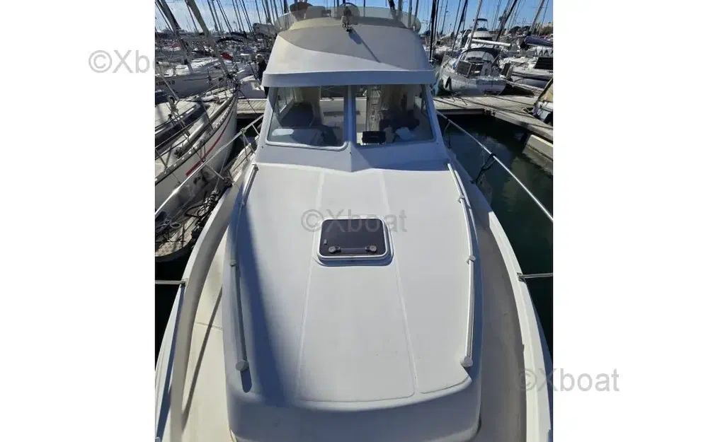 slider 10 Rodman 900 Fly