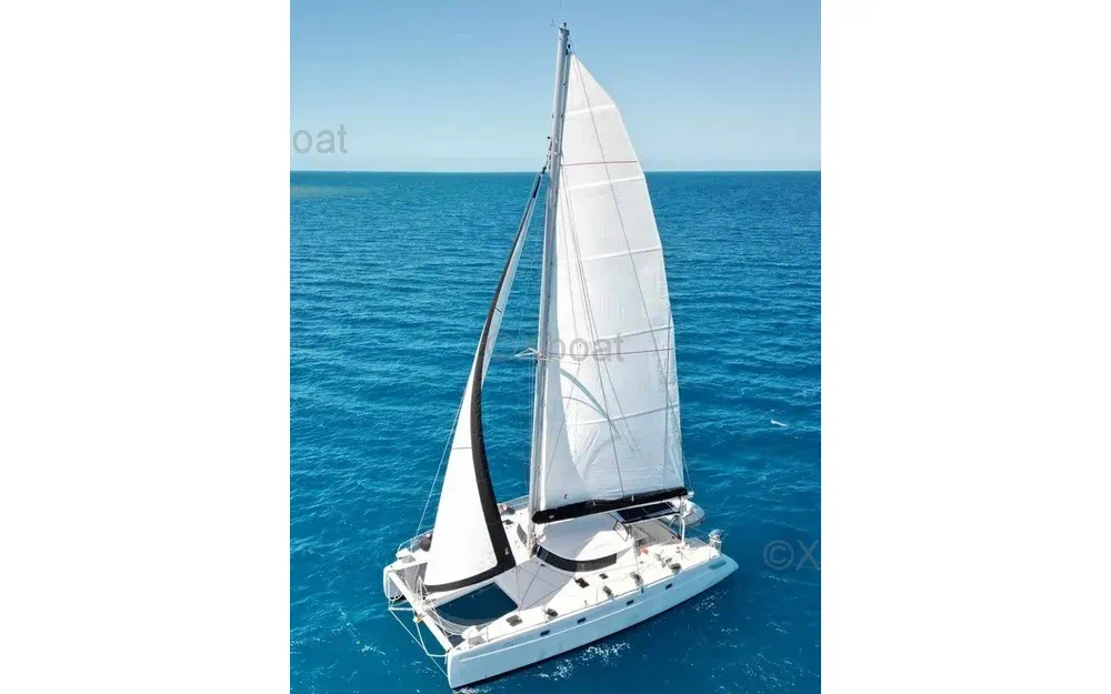 slider 1 Fountaine Pajot Venezia 42