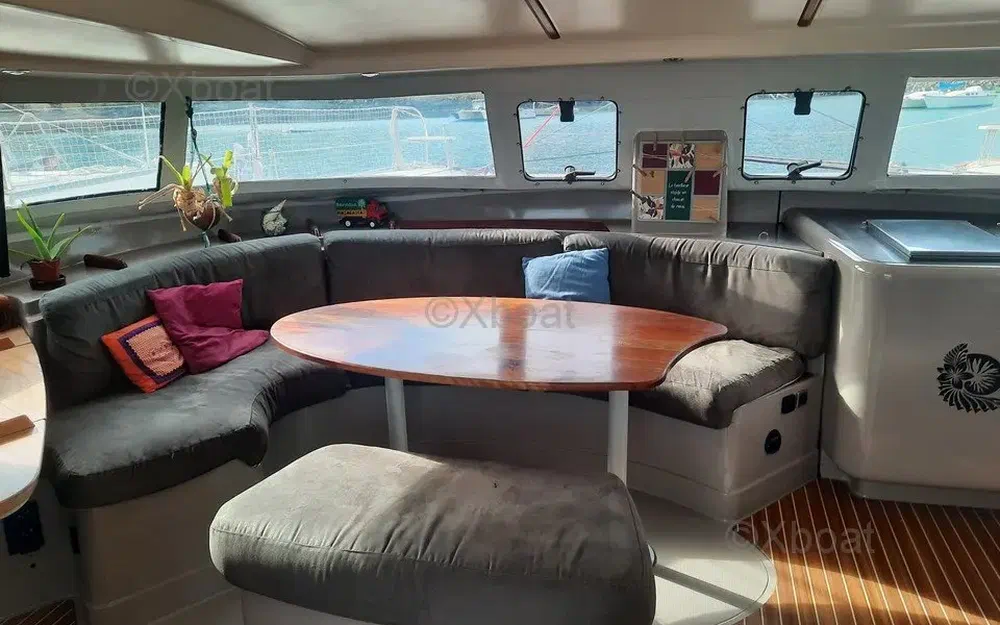 slider 7 Fountaine Pajot Venezia 42