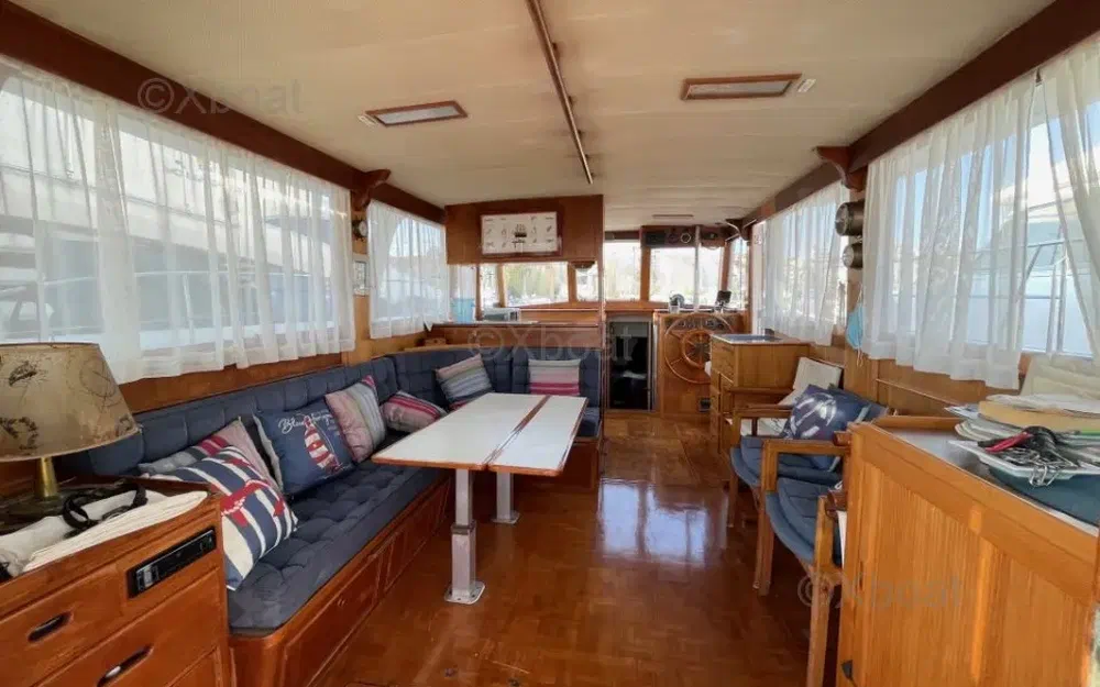 slider 2 American Marine Grand Banks 42 Europa