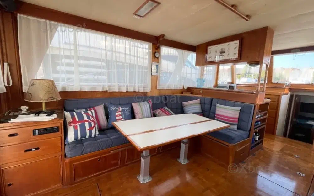 slider 3 American Marine Grand Banks 42 Europa