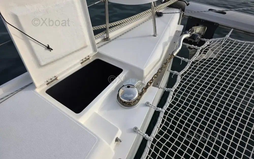 slider 9 Nautitech 44