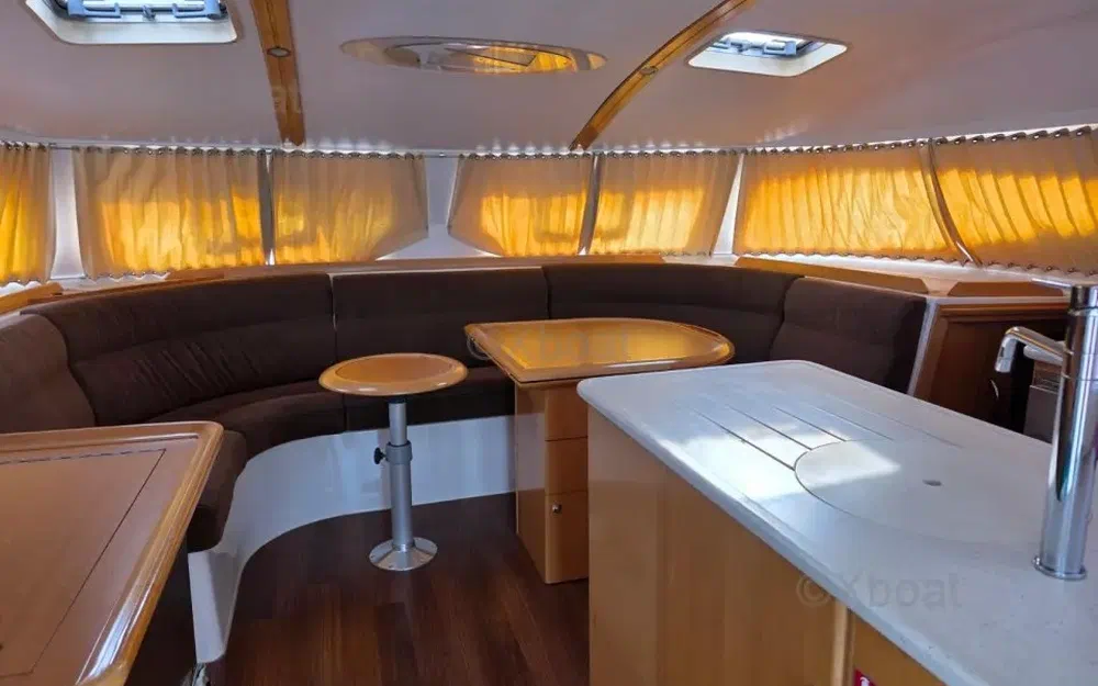 slider 10 Nautitech 44