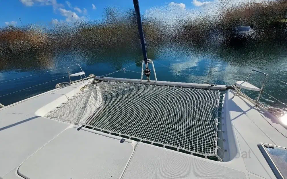 slider 8 Nautitech 44